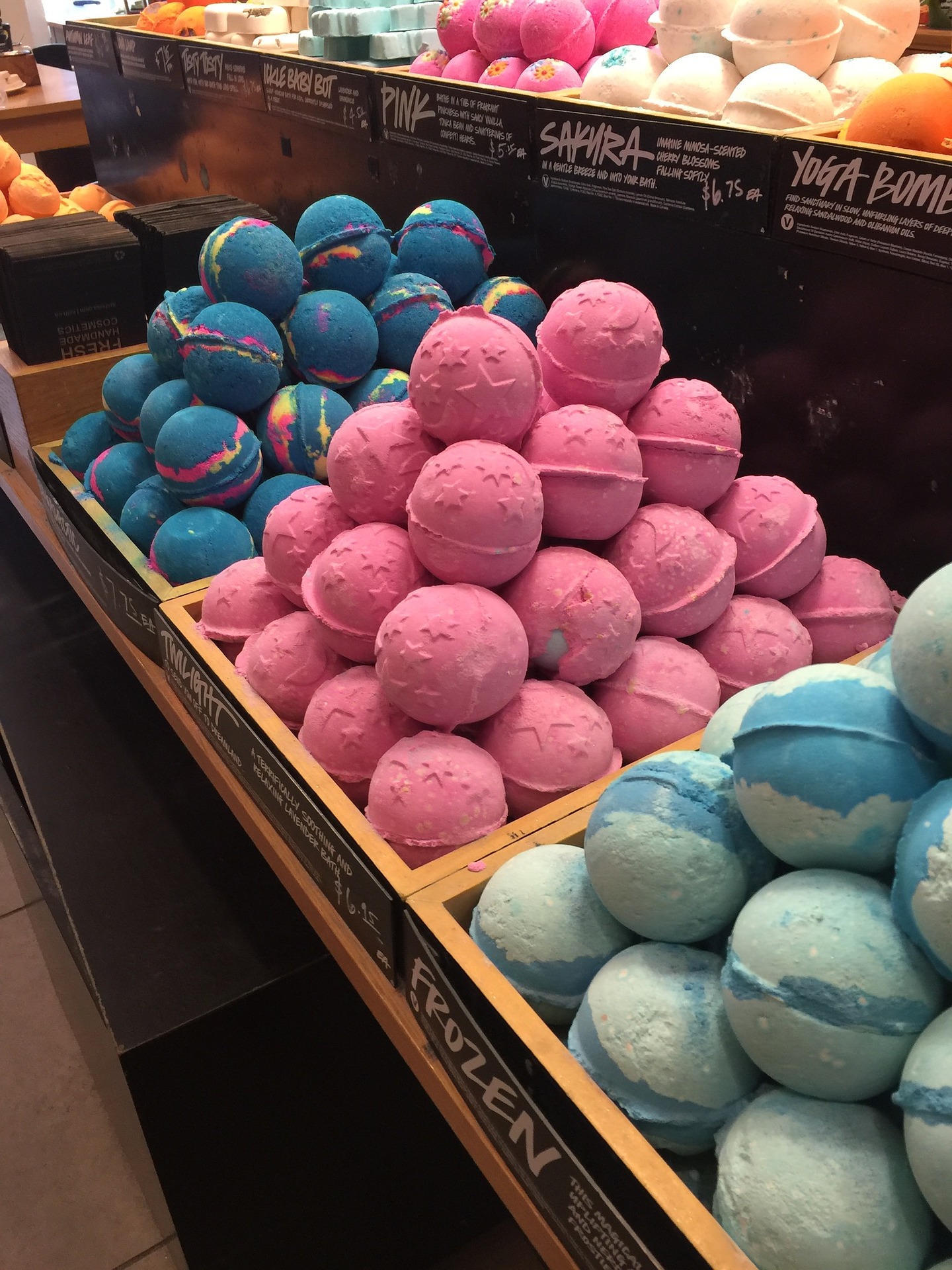 Shelves with blue and pink bath bombs