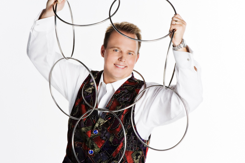 Craig Davis Magician and juggler