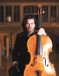zuill bailey holding a cello